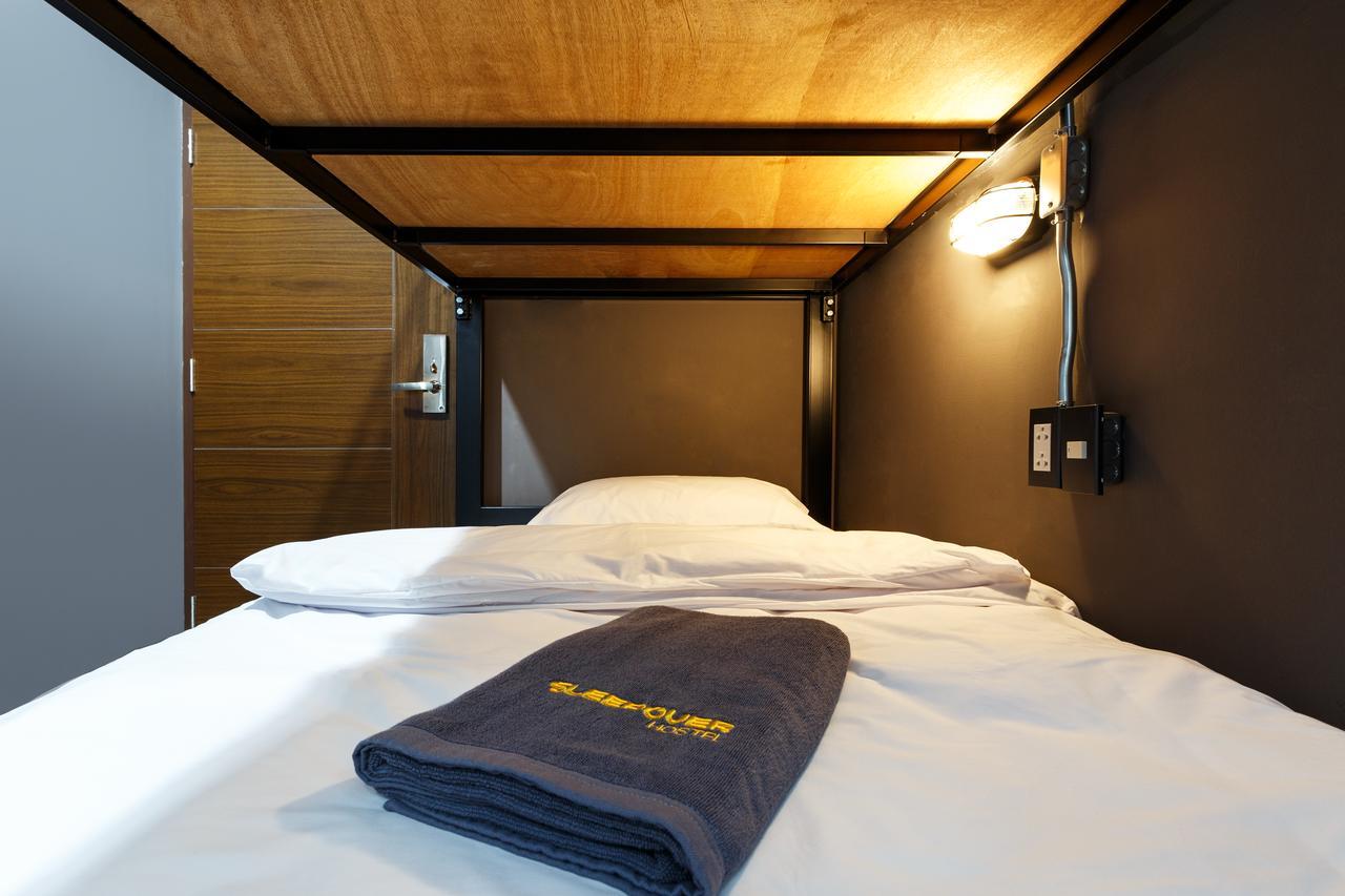 Sleepover Hostel Ban Bang Khwang Exterior photo