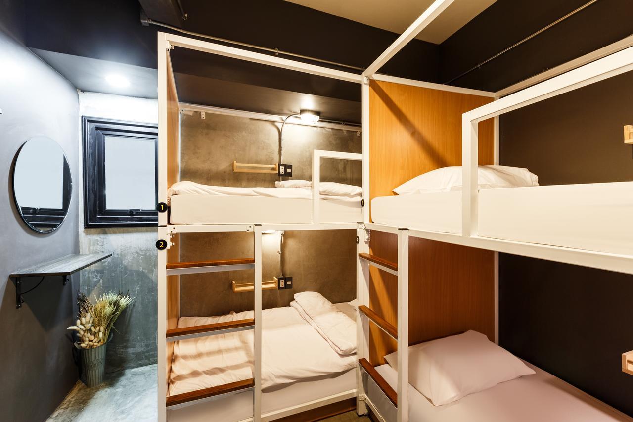 Sleepover Hostel Ban Bang Khwang Exterior photo